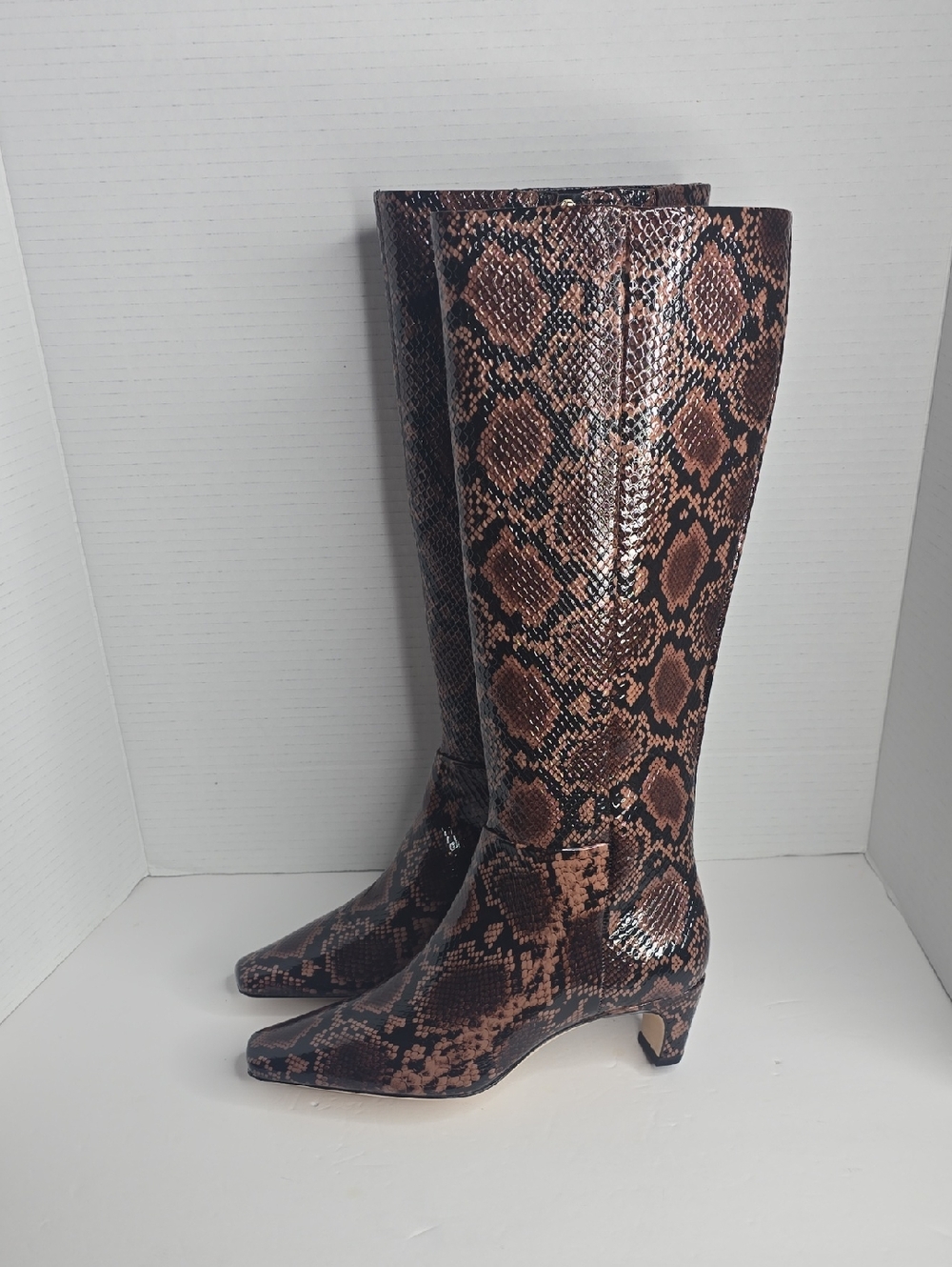 Antonio Melani Snake Patent Leather Tall Boots Wide Calf Size 6 - Picture 2 of 8